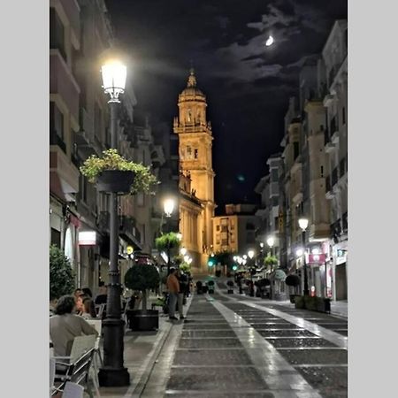 Atico Singular En El Centro Historico. Apartment Jaen Bagian luar foto