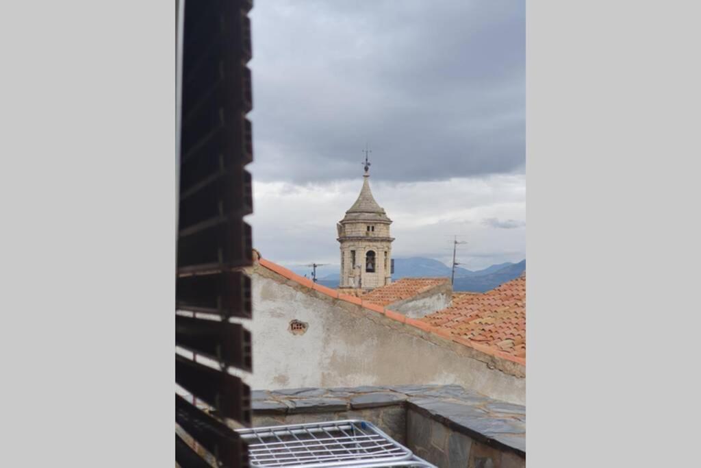 Atico Singular En El Centro Historico. Apartment Jaen Bagian luar foto